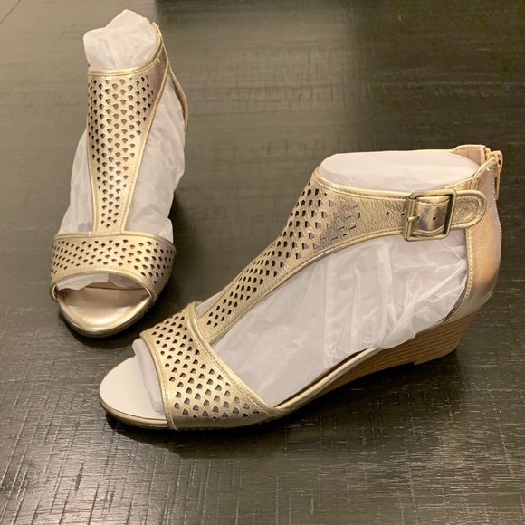 Aerosoles Women's Sapphire Wedge Sandal |Brand New - Picture 8 of 10